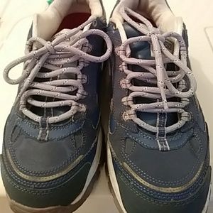 Sketcher steel~toe